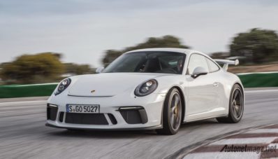 Porsche 911 GT3 2018 Dipastikan Hadir di Indonesia! Porsche 911 GT3 2018 Dipastikan Hadir di Indonesia!
