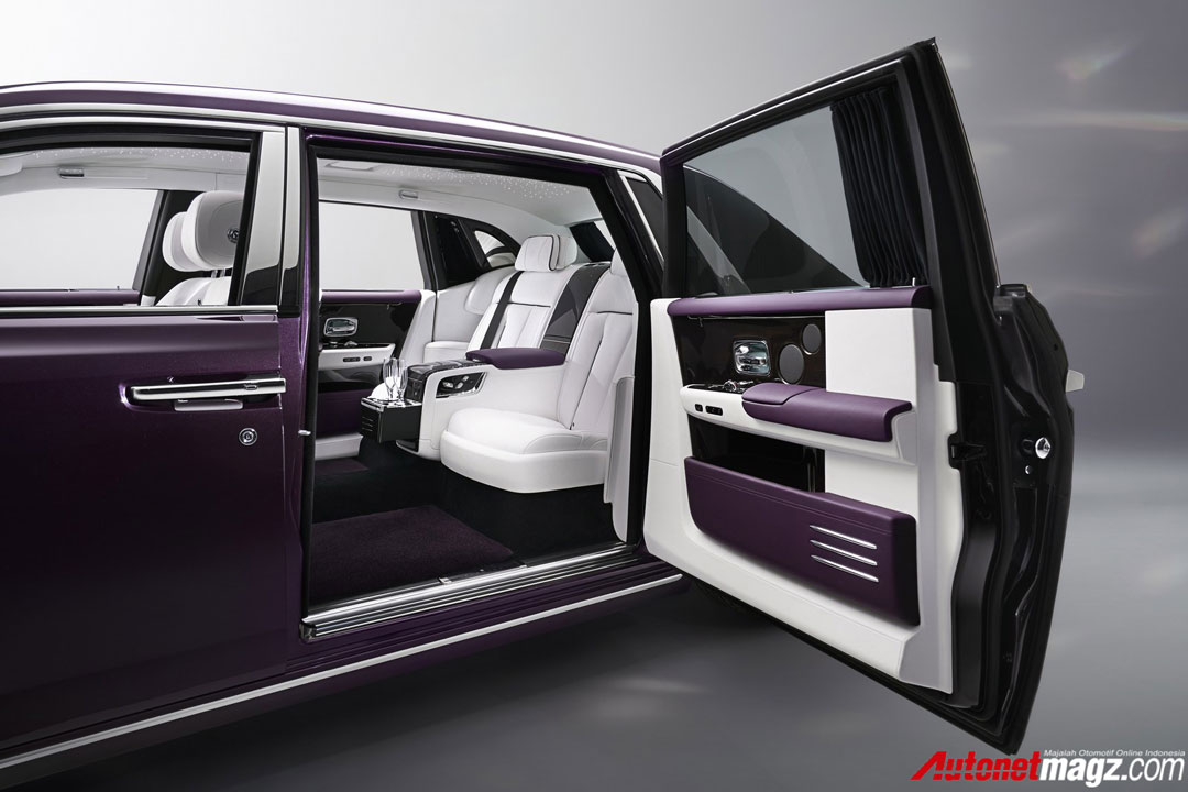 Mobil Baru, Rolls-Royce-Phantom-backseat-AutonetMagz: Rolls-Royce Phantom VIII : Kemewahan yang HQQ
