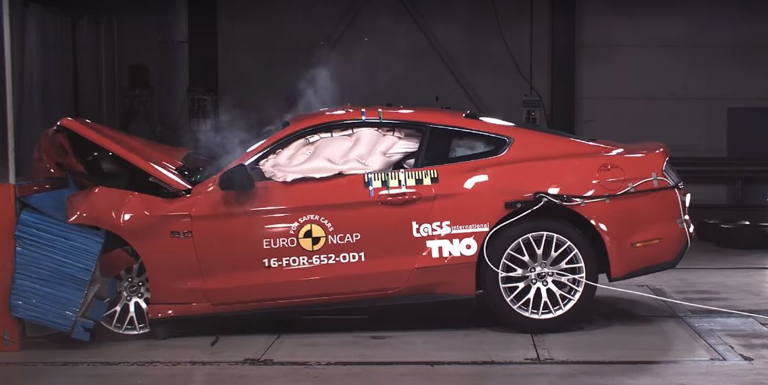 Ford, euro ncap ford mustang crash test: Tes Tabrak Ford Mustang : Dulu 2 Bintang, Kini 3 Bintang