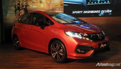 Resmi, Honda Jazz Facelift 2017 Mengaspal di Indonesia! Resmi, Honda Jazz Facelift 2017 Mengaspal di Indonesia!