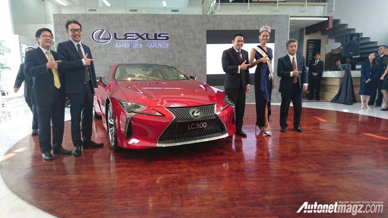 Berita, jajaran petinggi merilis Lexus LC500: Lexus LC 500 Resmi Dirilis Di Indonesia