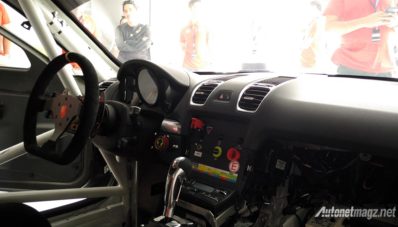 Porsche Cayman GT4 Clubsport : Adik 911 Kini Siap Balapan! Porsche Cayman GT4 Clubsport : Adik 911 Kini Siap Balapan!