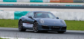 porsche media driving academy 2017 porsche 911 turbo s braking test