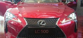 logo dan emblem Lexus LC500