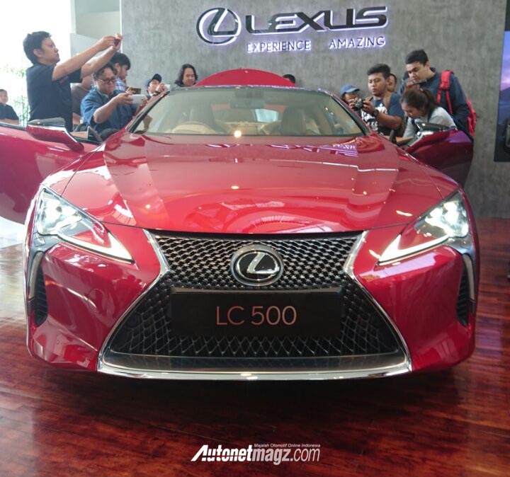 Berita, sisi depan Lexus LC500 indonesia: Lexus LC 500 Resmi Dirilis Di Indonesia