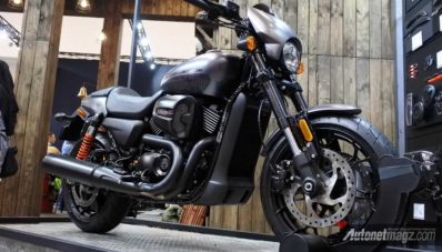 GIIAS 2017 : Harley-Davidson Perkenalkan Dua Model Baru GIIAS 2017 : Harley-Davidson Perkenalkan Dua Model Baru
