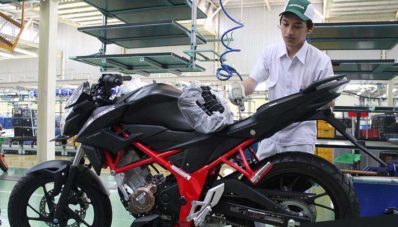 Honda CB150 Street Fire Diberikan Penyegaran Honda CB150 Street Fire Diberikan Penyegaran