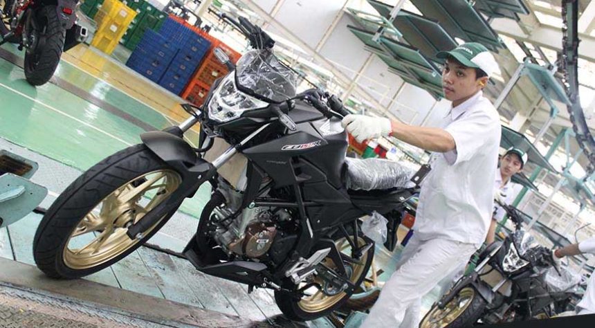 Honda CB150 Street Fire Diberikan Penyegaran Honda CB150 Street Fire Diberikan Penyegaran
