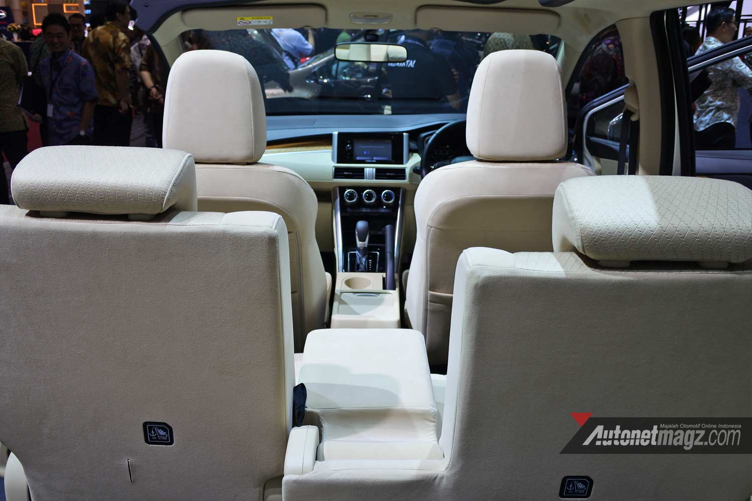 GIIAS 2017, Kabin-Mitsubishi-Xpander-cabin: GIIAS 2017 : Resmi, Inilah Fitur dan Spesifikasi Mitsubishi Xpander
