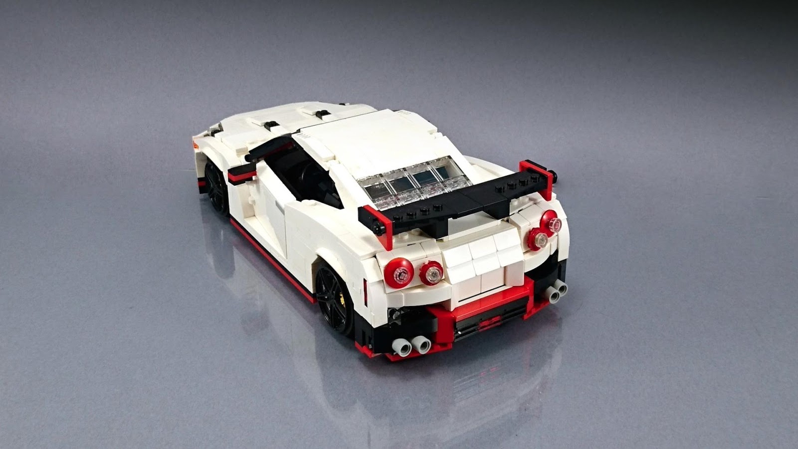 Hot Stuff, Lego-Nissan-GT-R-Nismo-Model-4: Nissan GT-R Nismo Tidak Resmi dalam Wujud LEGO
