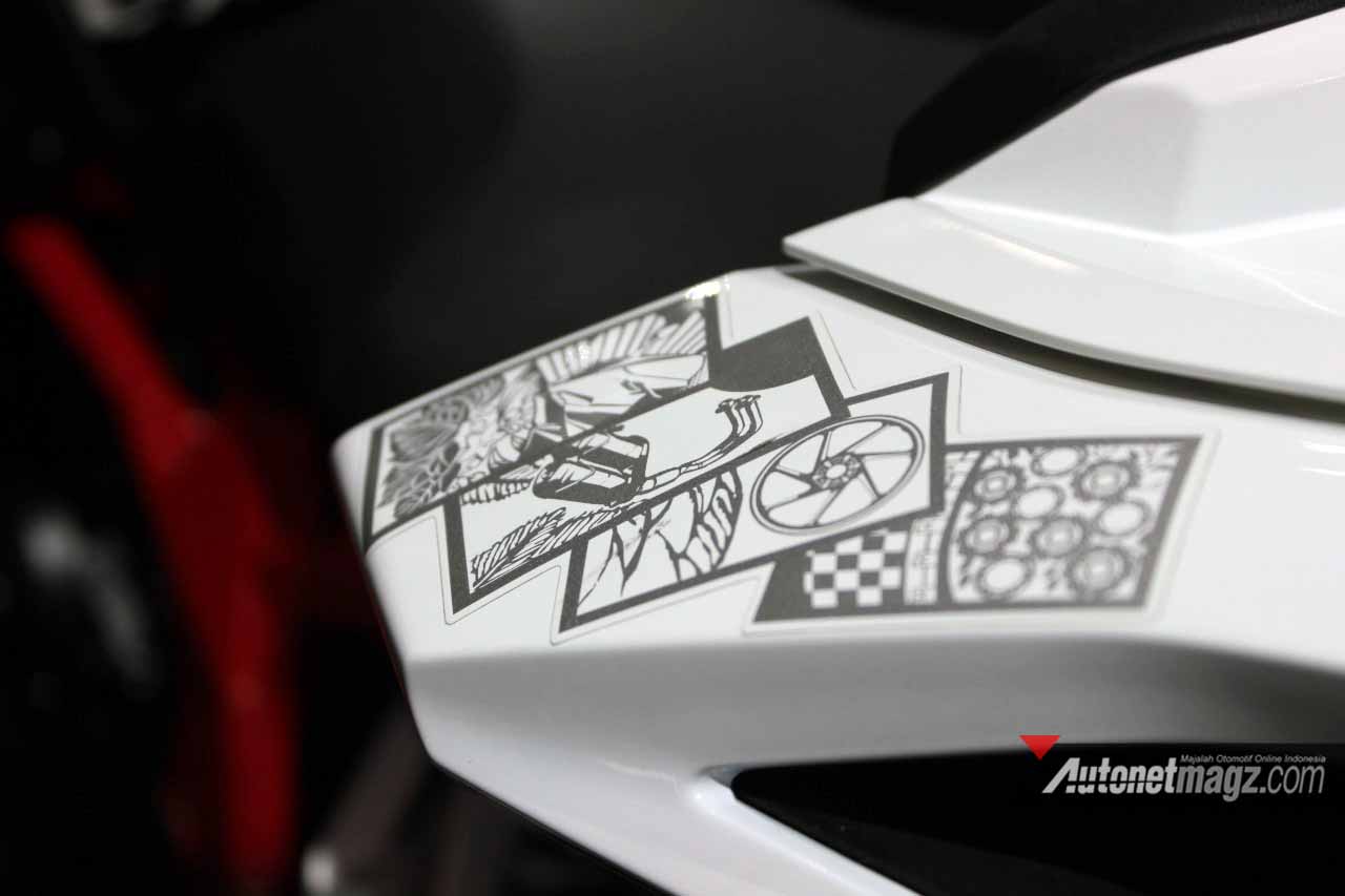 Berita, buritan Honda CBR 250 RR Special Edition Kabuki GIIAS 2017: GIIAS 2017 : Honda CBR 250RR Special Edition Kabuki, Tembus 70 Juta