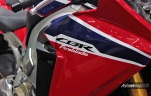 All New Honda CBR1000RR Akan Gunakan mesin V4