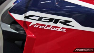 GIIAS 2017 : Honda CBR1000RR Fireblade SP Resmi Dijual, 699 Juta Rupiah GIIAS 2017 : Honda CBR1000RR Fireblade SP Resmi Dijual, 699 Juta Rupiah