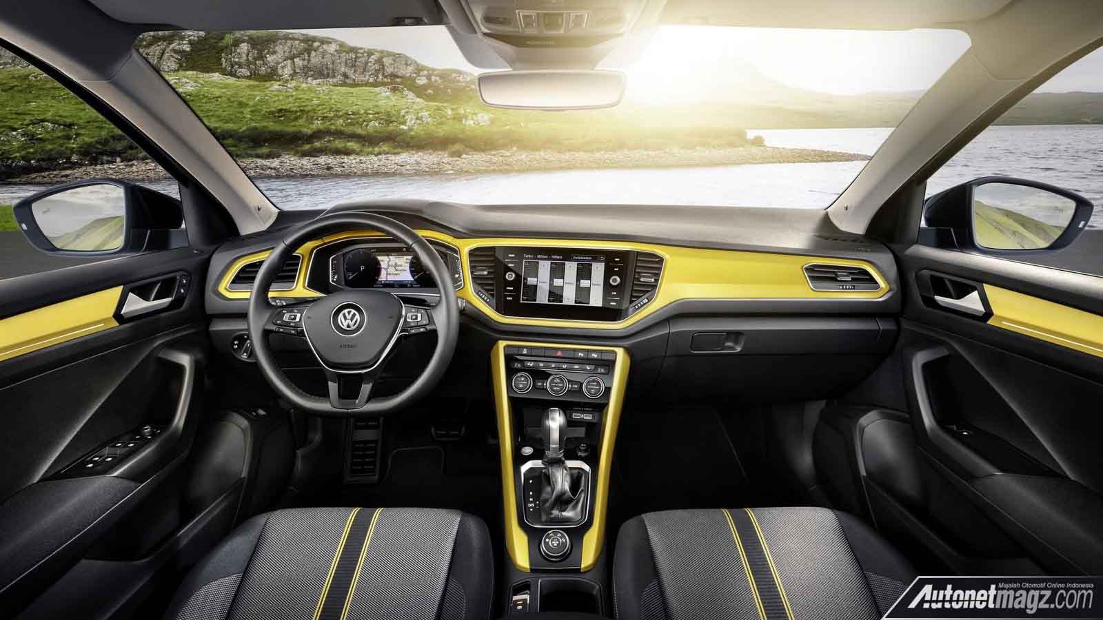 Berita, interior Volkswagen T-Roc: Volkswagen T-Roc, SUV Mungil VW Yang Ganas
