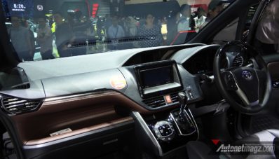 First Impression Review Toyota Voxy 2017 Indonesia First Impression Review Toyota Voxy 2017 Indonesia