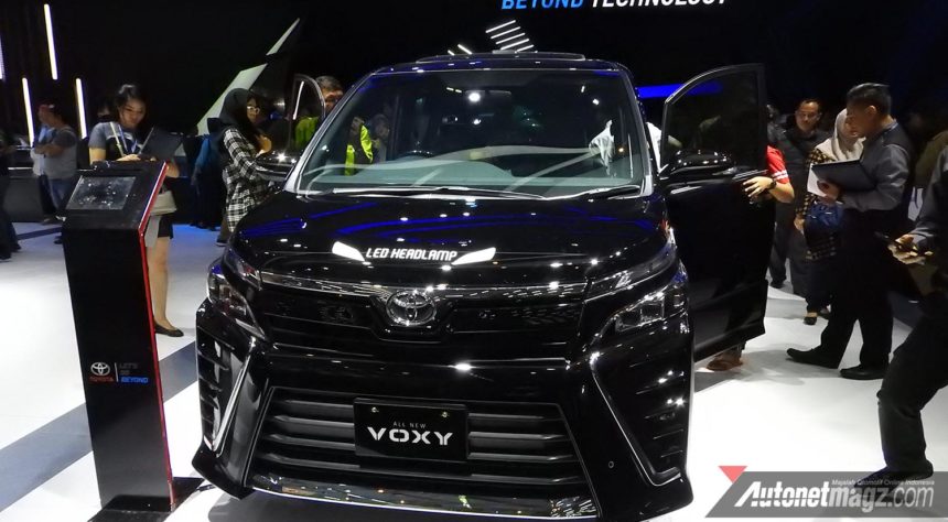 Laku Lebih Dari 1.000 Unit, Inden Toyota Voxy Sampai 7 Bulan Laku Lebih Dari 1.000 Unit, Inden Toyota Voxy Sampai 7 Bulan