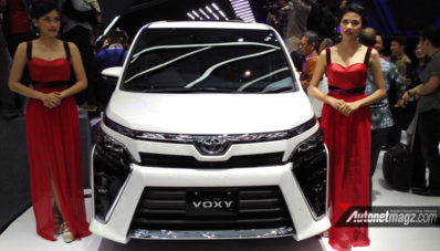 GIIAS 2017 : Toyota Voxy Sudah Diperkenalkan, Harganya 446 Juta GIIAS 2017 : Toyota Voxy Sudah Diperkenalkan, Harganya 446 Juta