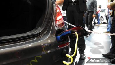 GIIAS 2017 : Mercedes Benz Pamerkan Teknologi Hybrid Andalannya GIIAS 2017 : Mercedes Benz Pamerkan Teknologi Hybrid Andalannya