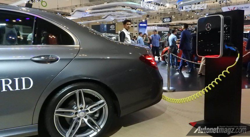 GIIAS 2017 : Mercedes Benz Pamerkan Teknologi Hybrid Andalannya