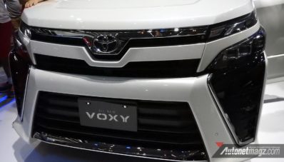 First Impression Review Toyota Voxy 2017 Indonesia First Impression Review Toyota Voxy 2017 Indonesia