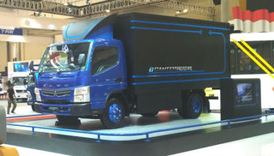 GIIAS 2017 : Pertunjukkan Kendaraan Komersial GIIAS 2017 : Pertunjukkan Kendaraan Komersial