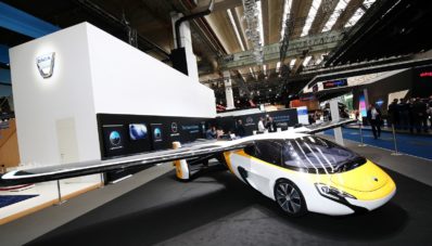 AeroMobil, Mobil Terbang Bermesin Hybrid Sudah Bisa Dipesan! AeroMobil, Mobil Terbang Bermesin Hybrid Sudah Bisa Dipesan!