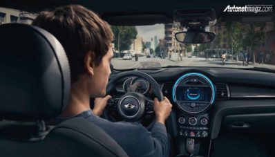 Amazon Alexa Akan Hadir Di Semua Mobil BMW & Mini Pada 2018 Amazon Alexa Akan Hadir Di Semua Mobil BMW & Mini Pada 2018