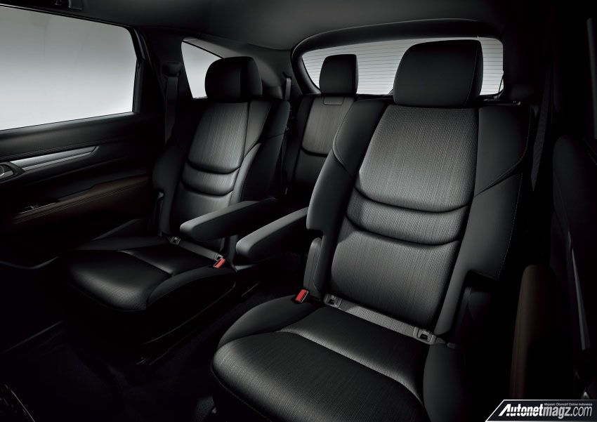 Berita, captain seat Mazda CX-8: Mazda CX-8 Diperkenalkan di Jepang, Gabungan CX-5 Dan CX-9