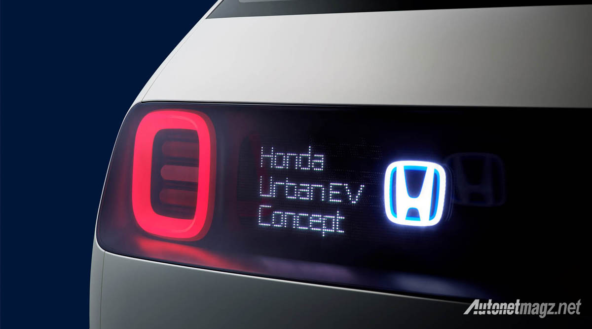 Honda, honda urban ev concept 2019 display screen: Honda Urban EV Concept : Kemasan Masa Lalu, Jeroan Masa Depan