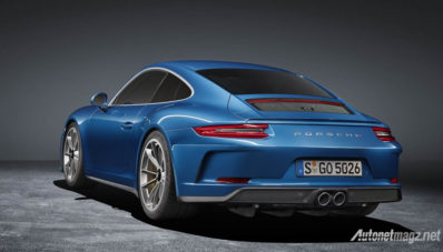 Porsche 911 GT3 Touring Package : Tak Butuh 911 R Lagi Porsche 911 GT3 Touring Package : Tak Butuh 911 R Lagi