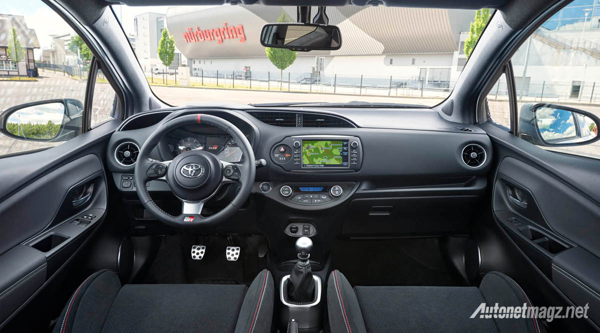  toyota  yaris  grmn 2019 interior  AutonetMagz Review 