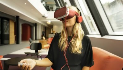 Ford Dan Google Ajak Pengemudi Rasakan Dampak Distracted Driving Ford Dan Google Ajak Pengemudi Rasakan Dampak Distracted Driving