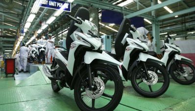 Honda Revo X, Tameng Depan Mirip Milik Honda Vario Honda Revo X, Tameng Depan Mirip Milik Honda Vario