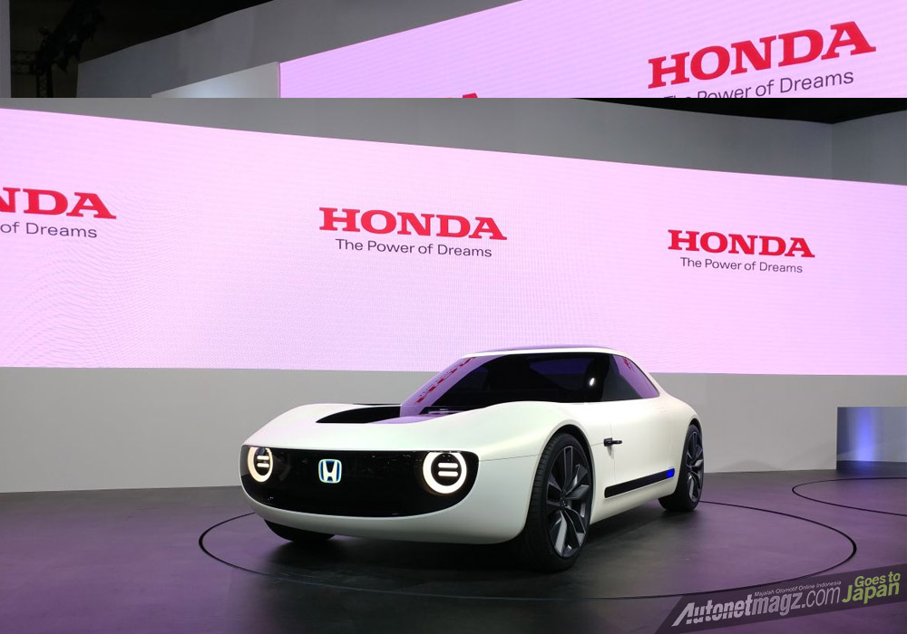 Berita, Honda Sport EV Concept sisi depan: Tokyo Motor Show 2017 : Honda Perkenalkan Honda Sport EV Concept