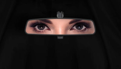 Pabrikan Mobil Di Arab Saudi Berlomba Luluhkan Hati Para Wanita Pabrikan Mobil Di Arab Saudi Berlomba Luluhkan Hati Para Wanita