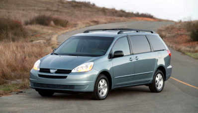 Ratusan Ribu Toyota Sienna Di-Recall Karena Bisa Meluncur Sendiri Ratusan Ribu Toyota Sienna Di-Recall Karena Bisa Meluncur Sendiri