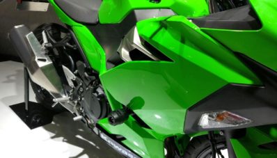 Tokyo Motor Show 2017 : Kawasaki Ninja 250 2018 Terungkap, Tenaga 39 PS