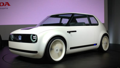 Tokyo Motor Show 2017 : Honda Jamin Sebagian Modelnya Akan Bertenaga Listrik Tokyo Motor Show 2017 : Honda Jamin Sebagian Modelnya Akan Bertenaga Listrik