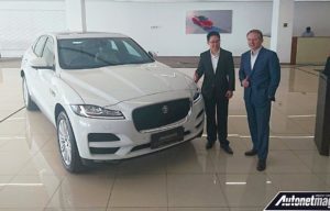Jaguar F-Pace Bermesin 2.000cc Resmi Diluncurkan di Indonesia Jaguar F-Pace Bermesin 2.000cc Resmi Diluncurkan di Indonesia
