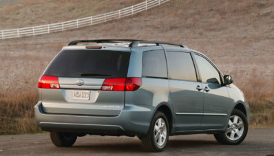Ratusan Ribu Toyota Sienna Di-Recall Karena Bisa Meluncur Sendiri Ratusan Ribu Toyota Sienna Di-Recall Karena Bisa Meluncur Sendiri