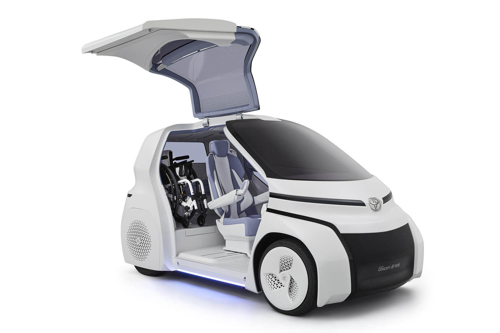 Hi-Tech, toyota-concept-i-ride-20171016_01_11: Toyota Concept-i : Beragam Moda Transportasi Masa Depan
