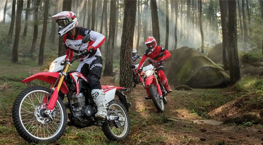 Honda CRF150L Resmi Diluncurkan, Harga 31,8 Juta Rupiah Honda CRF150L Resmi Diluncurkan, Harga 31,8 Juta Rupiah
