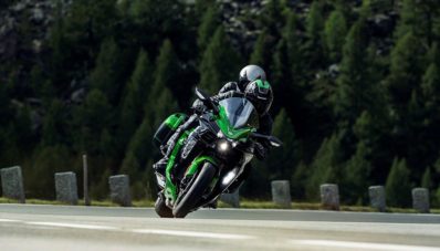 EICMA 2017 : Kawasaki Ninja H2 SX, Motor Tourer Dengan Supercharger EICMA 2017 : Kawasaki Ninja H2 SX, Motor Tourer Dengan Supercharger