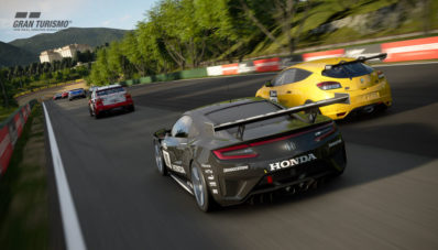 Berani Main Kasar di GT Sport, Langsung Diubah Jadi Ghost Berani Main Kasar di GT Sport, Langsung Diubah Jadi Ghost