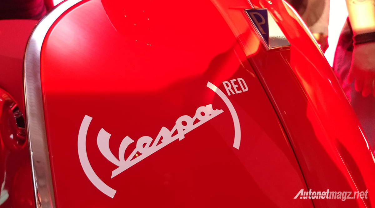 Motor Baru, harga vespa 946 red indonesia: Vespa 946 (RED), Edisi Terbatas Khusus Galang Dana Amal