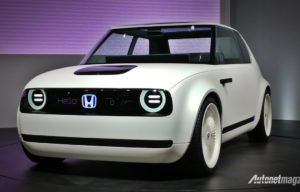 Belum Diproduksi, Honda Urban EV Sabet Gelar Car of The Year 2019