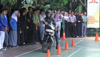 Shell Road Safety Coaching Clinic : Keselamatan Berkendara itu Penting Shell Road Safety Coaching Clinic : Keselamatan Berkendara itu Penting