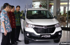 Daihatsu Xenia Custom : Ketika Xenia Ingin Menjadi Crossover Daihatsu Xenia Custom : Ketika Xenia Ingin Menjadi Crossover