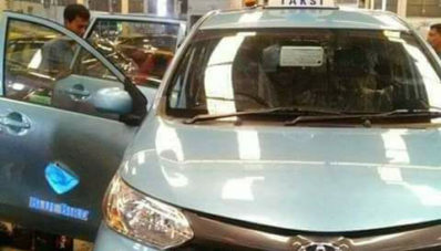 Toyota Avanza Transmover Resmi Jadi Taksi Bluebird! Toyota Avanza Transmover Resmi Jadi Taksi Bluebird!