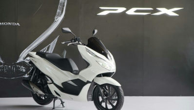 Honda PCX 150 Lokal Resmi Hadir, Harga Mulai 27 Jutaan Honda PCX 150 Lokal Resmi Hadir, Harga Mulai 27 Jutaan